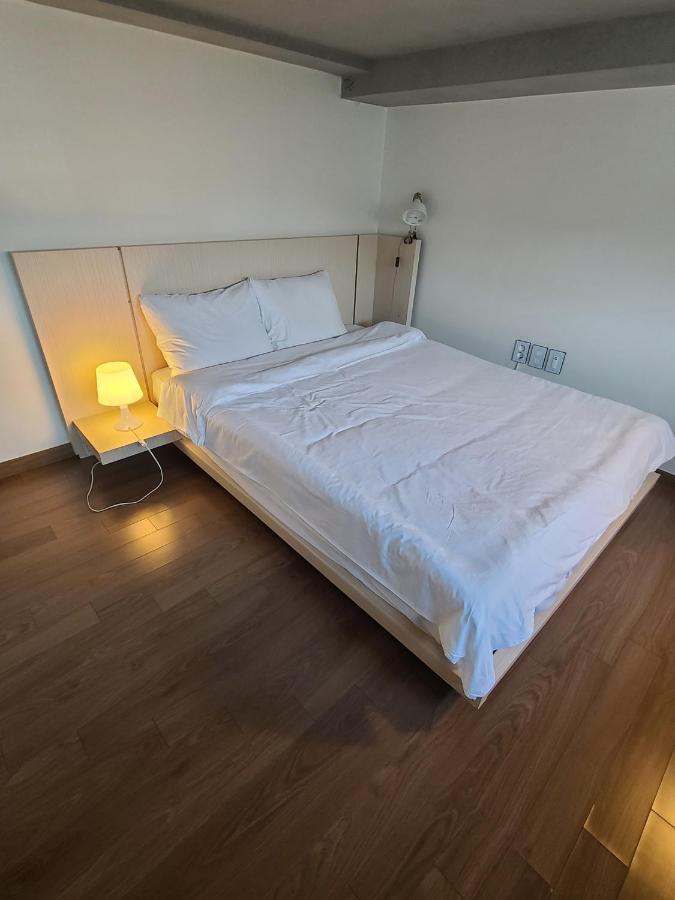 Jinwoo Prestige Hotel Geoje Extérieur photo