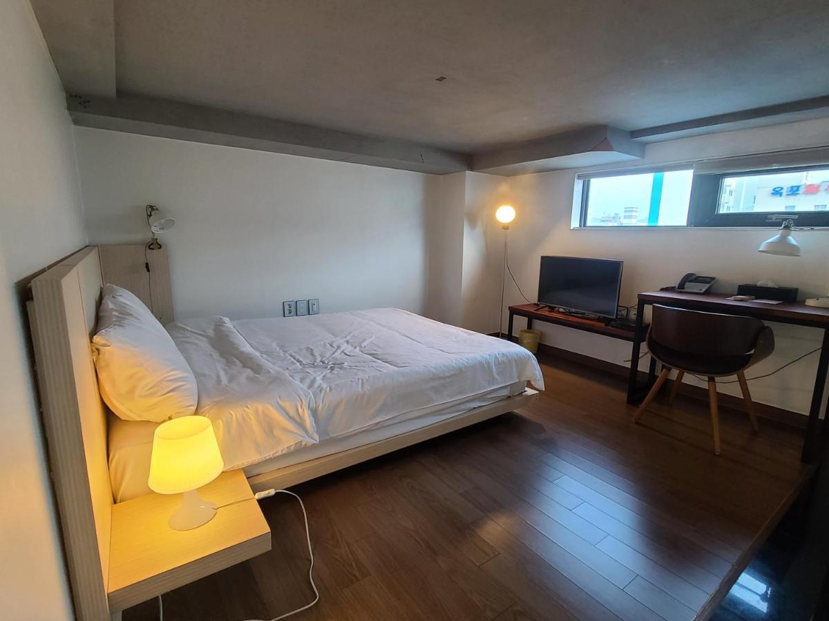 Jinwoo Prestige Hotel Geoje Extérieur photo